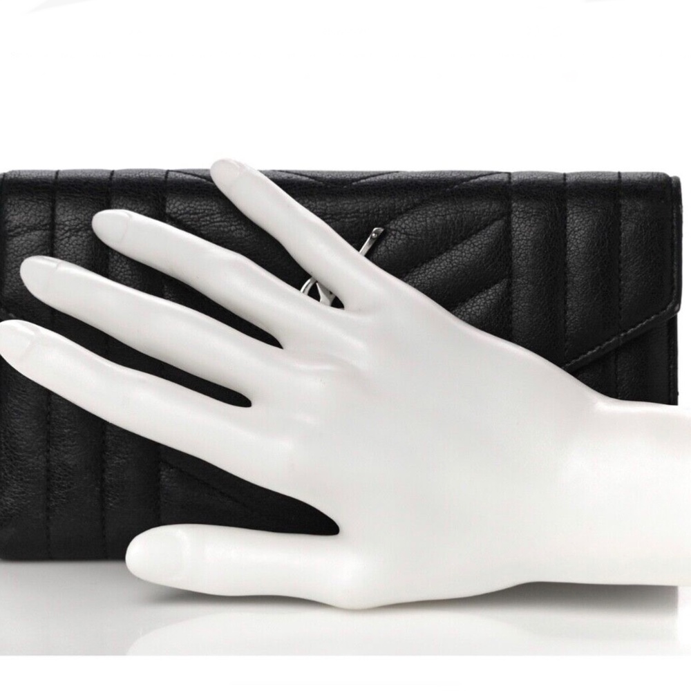 Saint Laurent Lambskin Mixed Matelasse Quilted Large Monogram Envelope - Picture 2 of 14